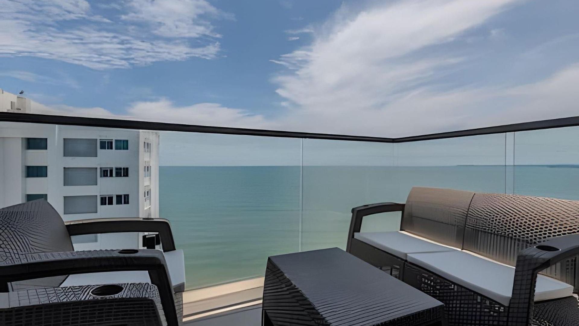 Espectacular Vista Al Mar&historic Center 2br Apartamento