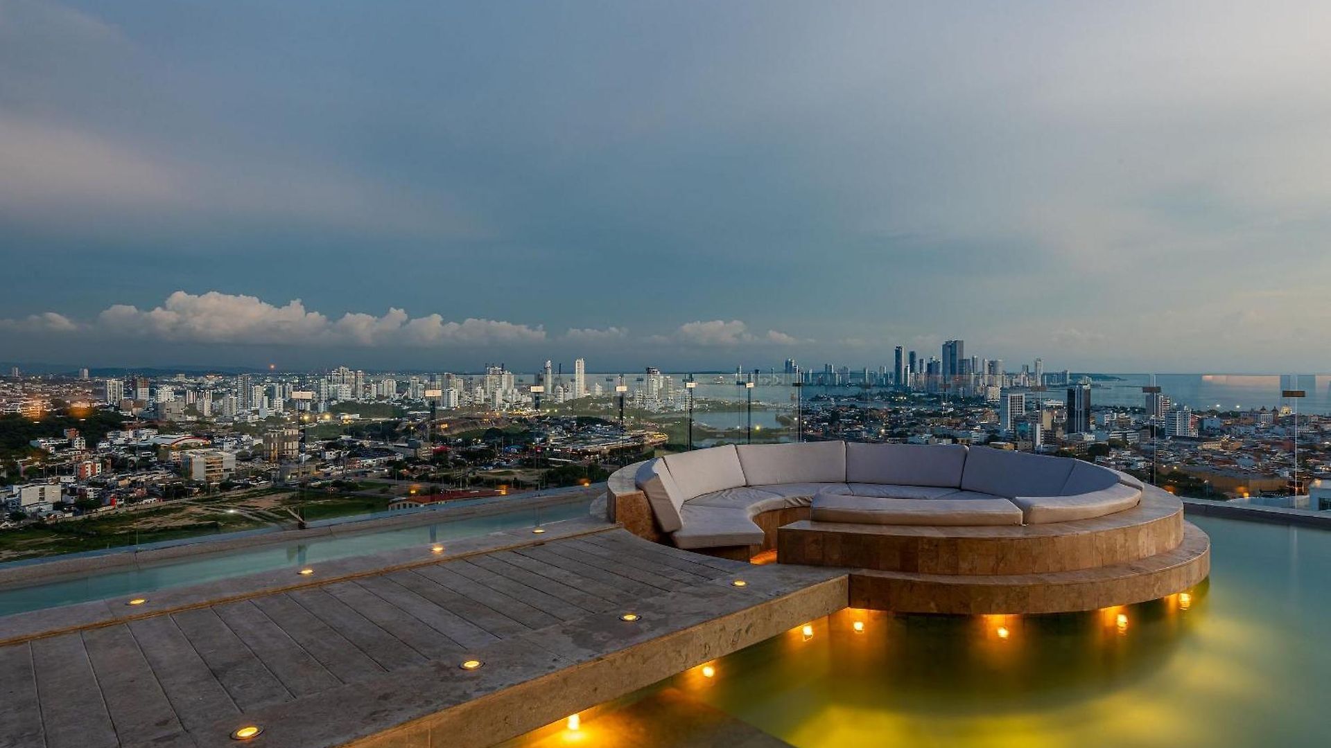 Espectacular Vista Al Mar&historic Center 2br
