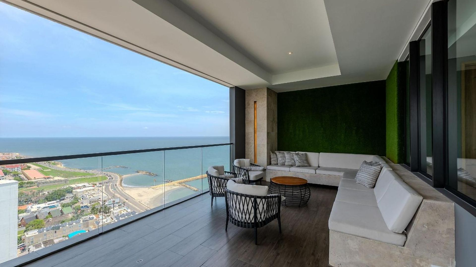 Espectacular Vista Al Mar&historic Center 2br Apartamento