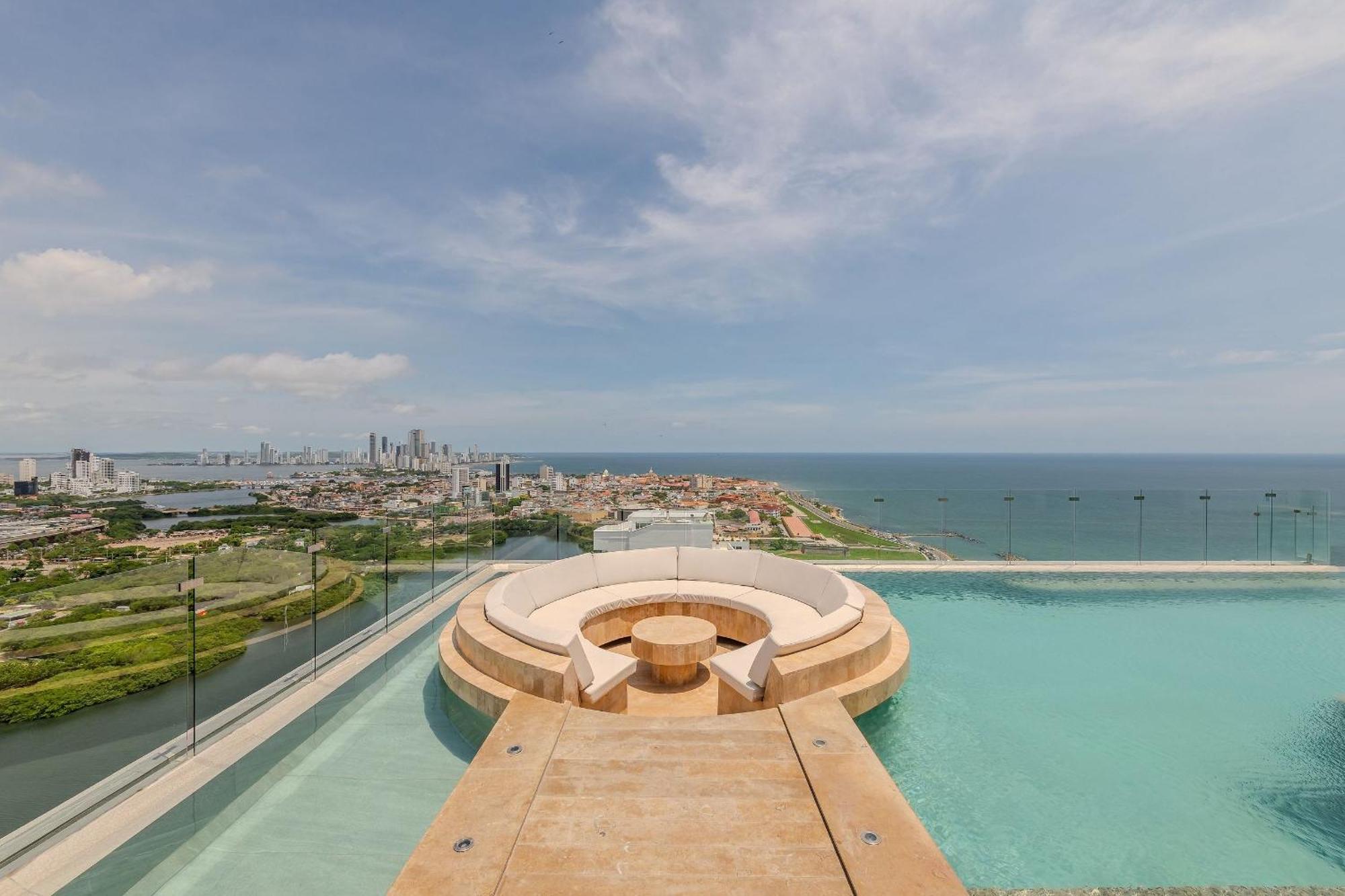 Espectacular Vista Al Mar&historic Center 2br Apartamento